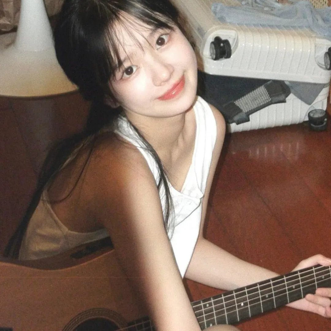 饥荒年我带全家吃肉&睁眼六零:我带全家顿顿啃排骨